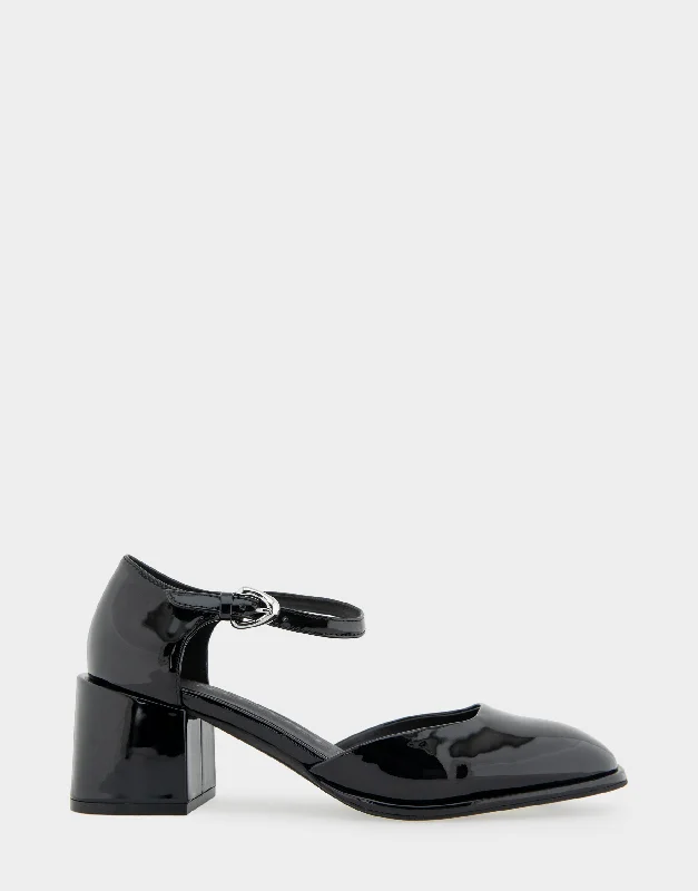 Effortless Slip-On Shoes Alma