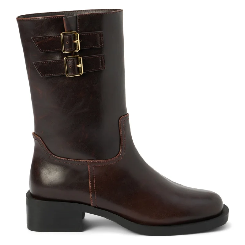 Comfort Meets Fashion Basil Square Toe Pull On Boots