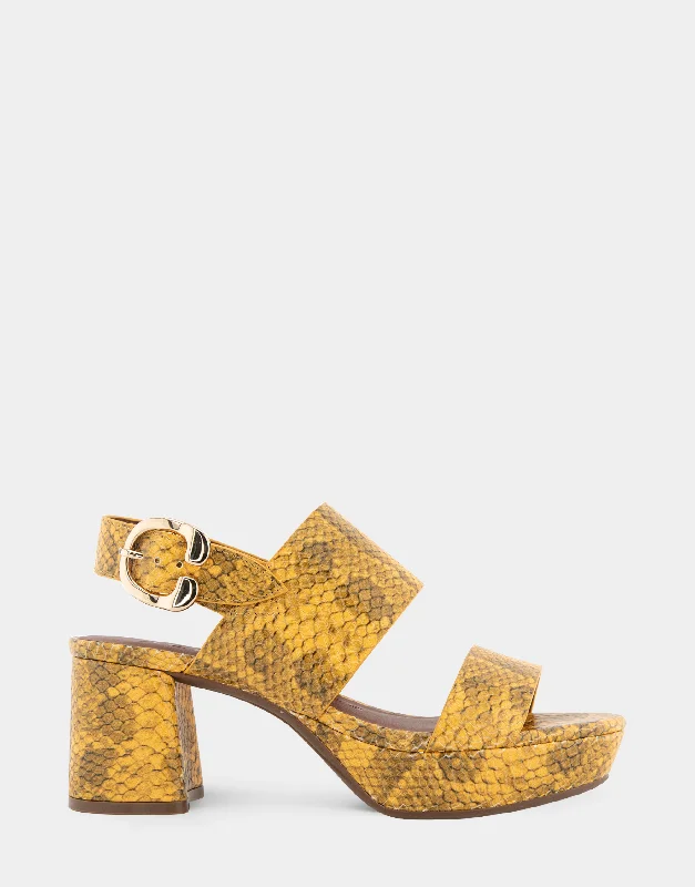 Modern Casual Shoes Camera