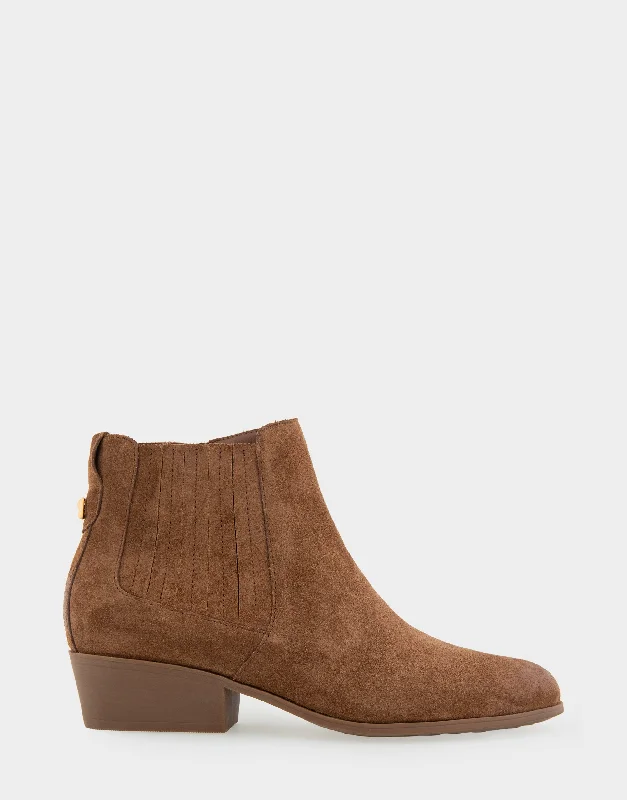 Fashionable Arch Support Shoes Promotion Claus