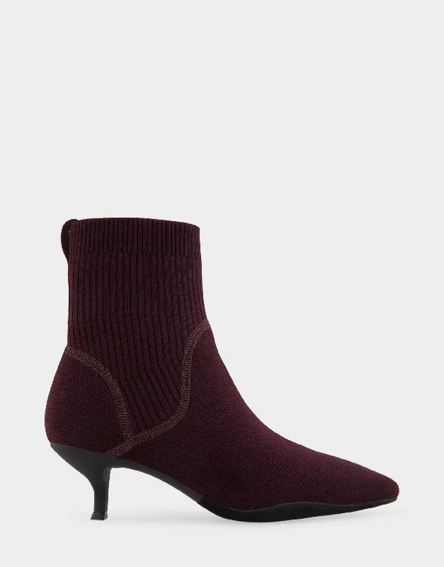 Sophisticated Style Offers Lanita