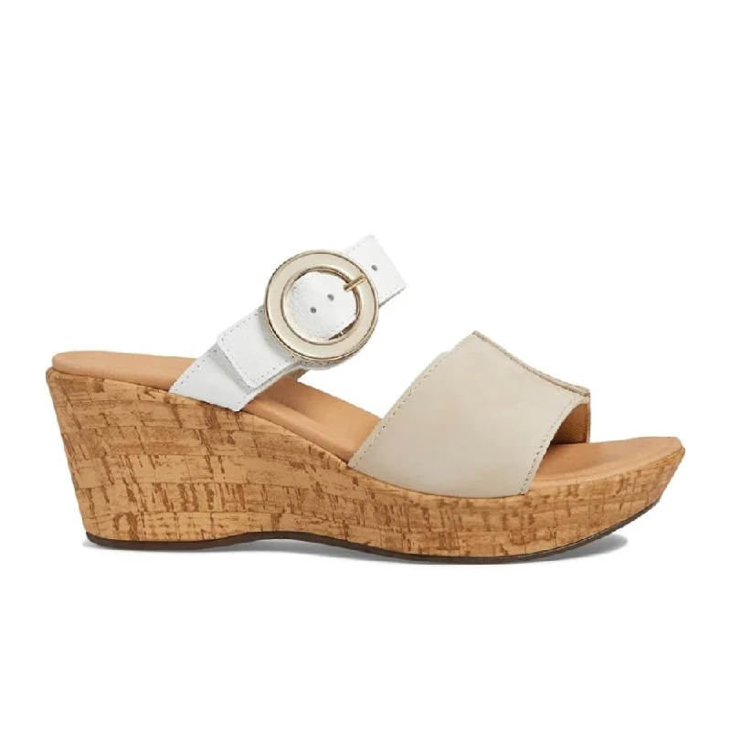 End Of Season Clearance Naot Women's Breezy - Beige/White