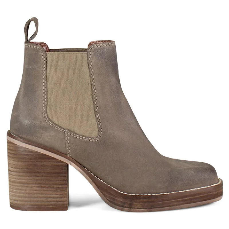 Comfortable Work Shoes Ser Eeta Square Toe  Platform Booties