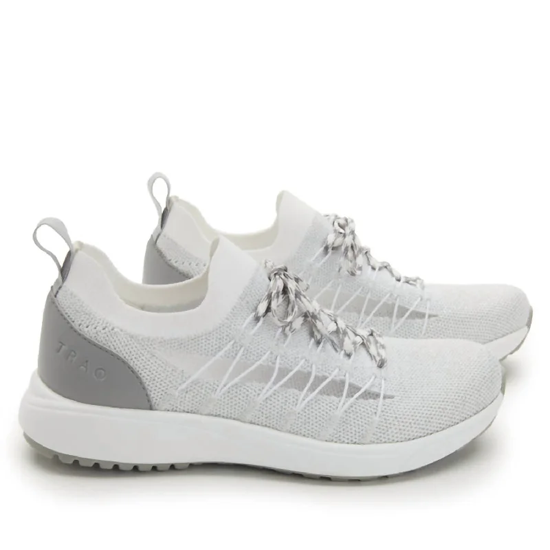 Women's Synq 2 Sneakers In Silver