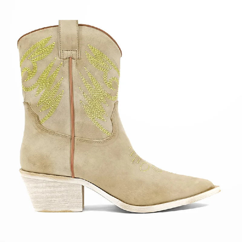 The Latest Fashion Trends Zahara Embroidered Pointed Toe Cowboy Boots