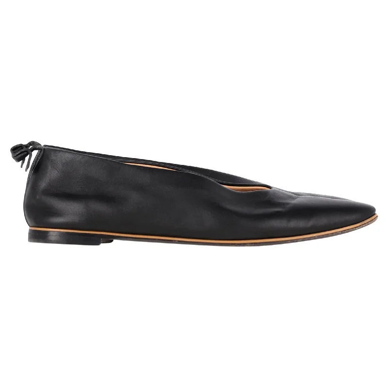 Massive Selection Sale Bottega Veneta Almond Toe Flats in Black Leather