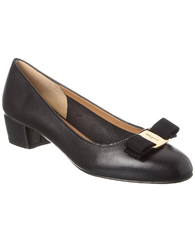Non-Slip Shoes Sale Ferragamo Vara Leather Flat
