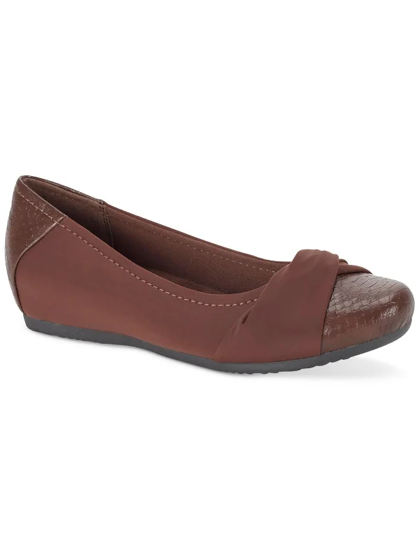 Style Breakthroughs Misty Womens Faux Leather Flats
