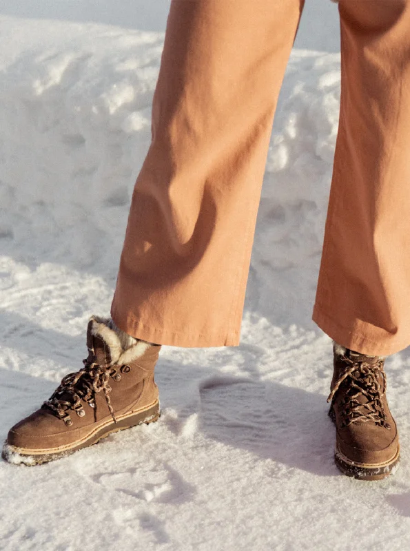Effortless Style, Endless Impact Sadie Lace-Up Boots - Chestnut Brown