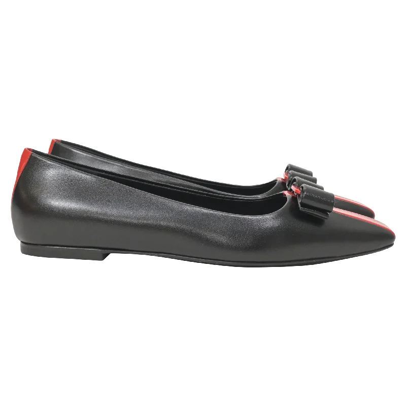 The Good Stuff Salvatore Ferragamo Vara Bow Ballet Flats in Black Leather