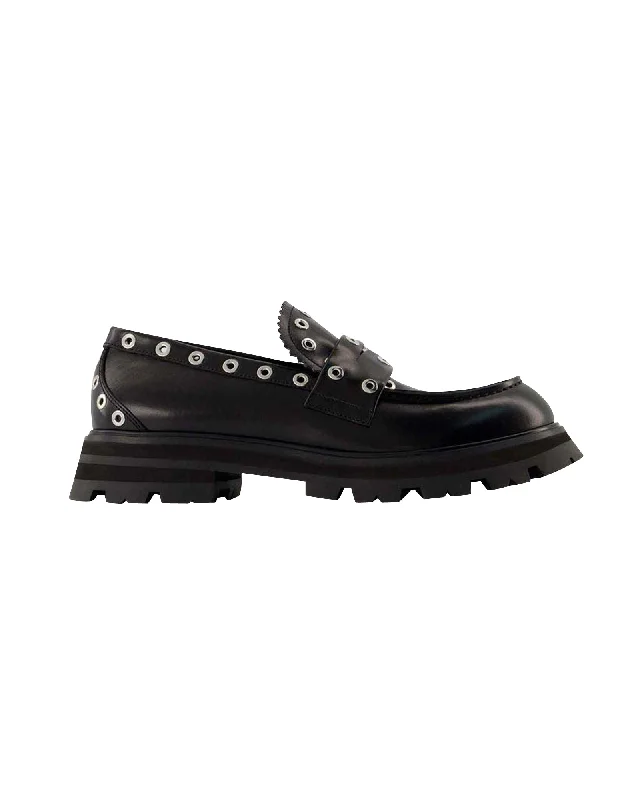 Comfortable Travel Shoes Wander Loafers - Alexander Mcqueen - Black - Leather