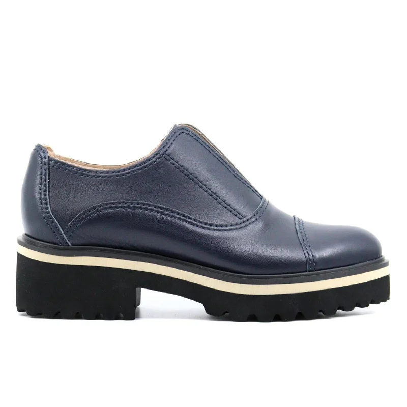 Must-Have Style Discounts Women Cowman Lugg 23 Loafer In Navy