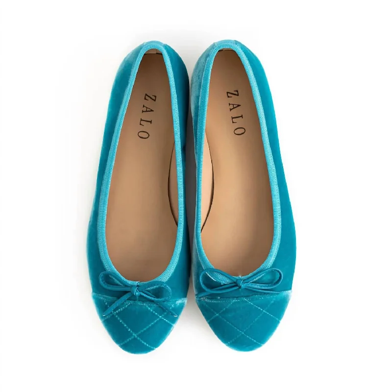 Huge Price Cut Women's Beba Velvet Flat Shoe In Turquoise