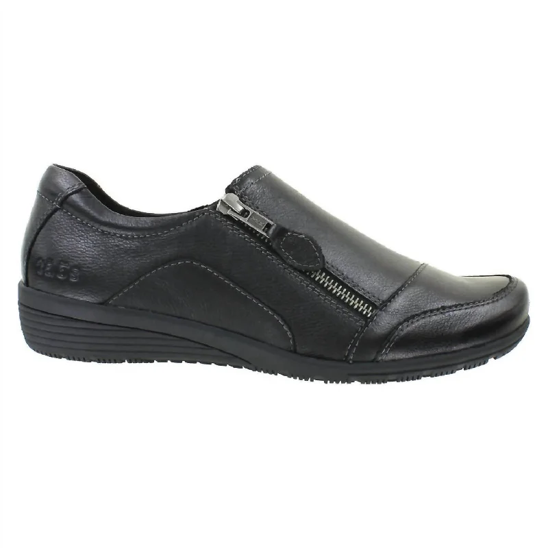Massive Savings Women's Character Shoes - Wide Width In Black Leather