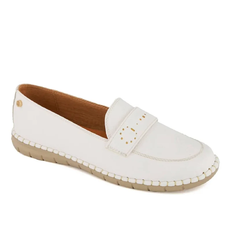 Fashion-Forward Women's Shoes Women's Comfort Moccassins Shoes In White