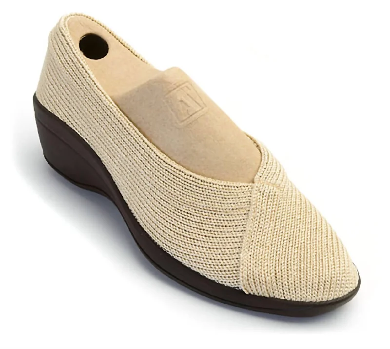 Big Discounts Women's Mailu Flat Shoes In Beige