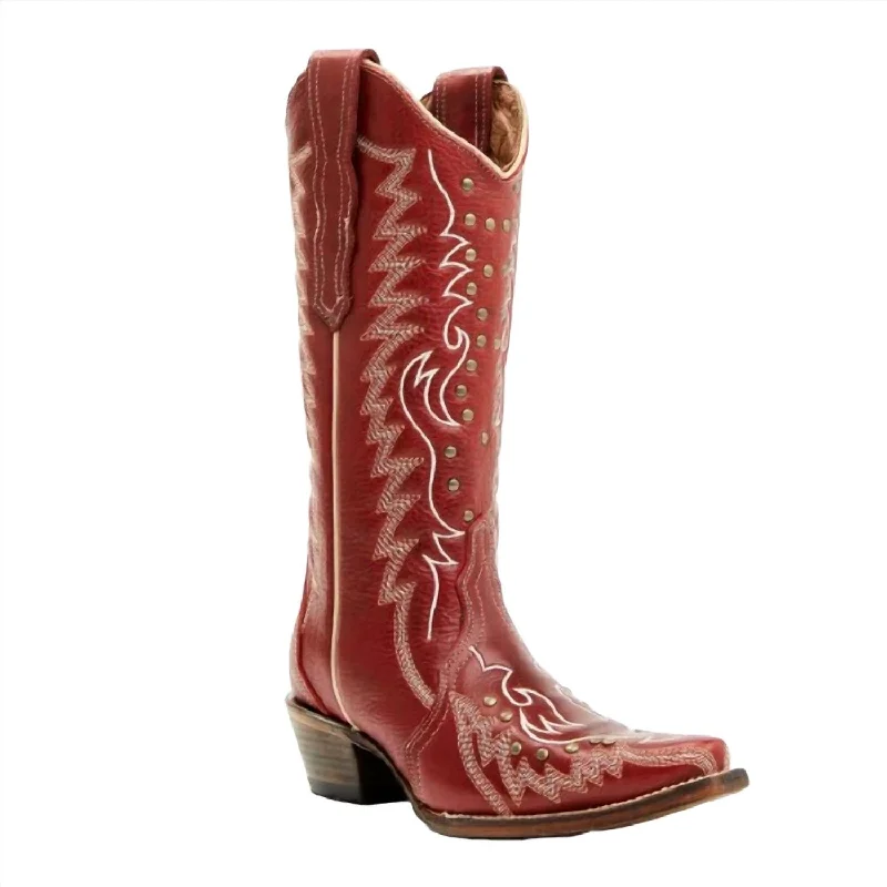 Women's Embroidery & Studs Western Boots In Red