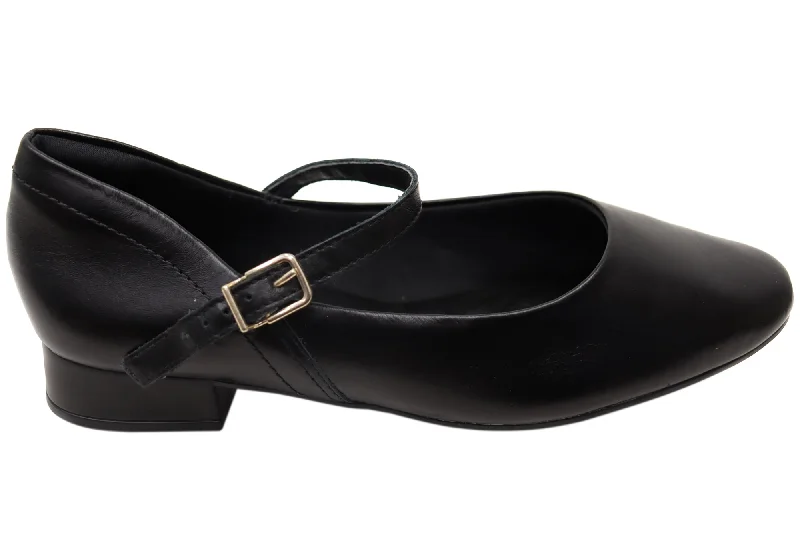 Must-Have Shoe Styles Comfortflex Niki Womens Leather Brazilian Low Heel Shoes