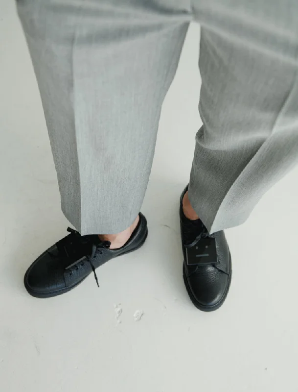 Fashion Forward, Function First Adriana Grain Black