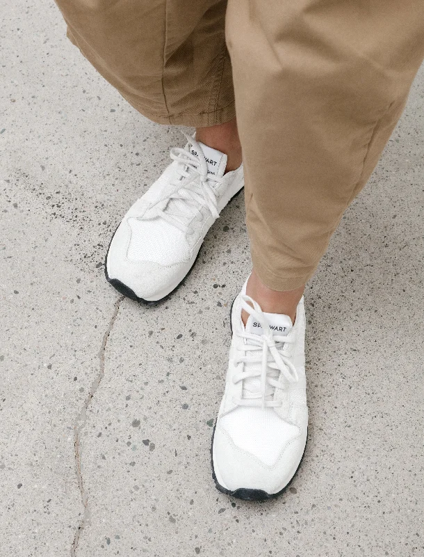 Chic & Cozy Collection Spalwart Blaster Suede/Mesh Sneaker Off White
