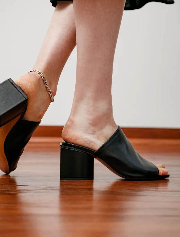 Edgy Fashion Deals Edith Stacked Sandal Black