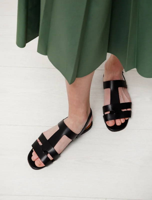 All-Day Comfort Shoes Promotion Ivy Leather Interlock Sandal Black