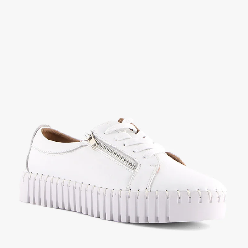 Stylish Savings MEDUSA WHITE