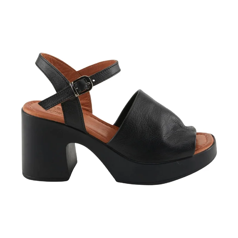 Fast Fashion Favorites Spring Step Women's Newlondon Sandals - Black