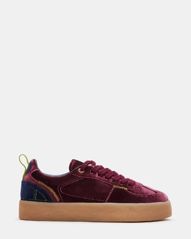 Travel-Friendly Footwear Promotion TUCKER BURGUNDY MULTI