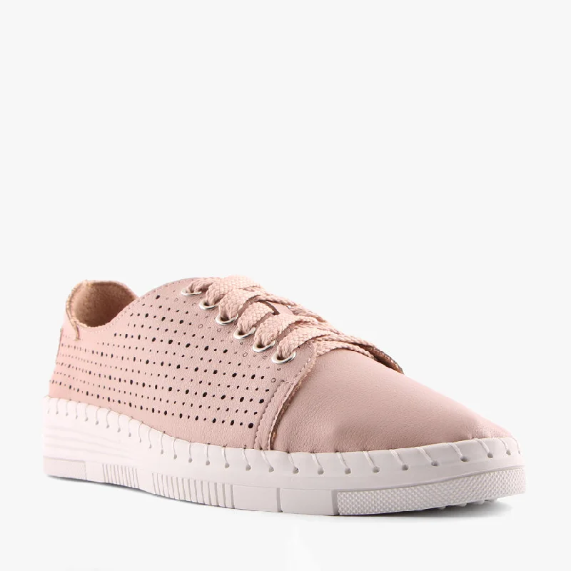 Comfortable Stylish Shoes VERSIFY BLUSH