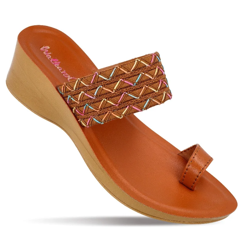 Comfortable Work Shoes Walkaroo Womens Slip-On Slide Sandal  - WL7459 Tan