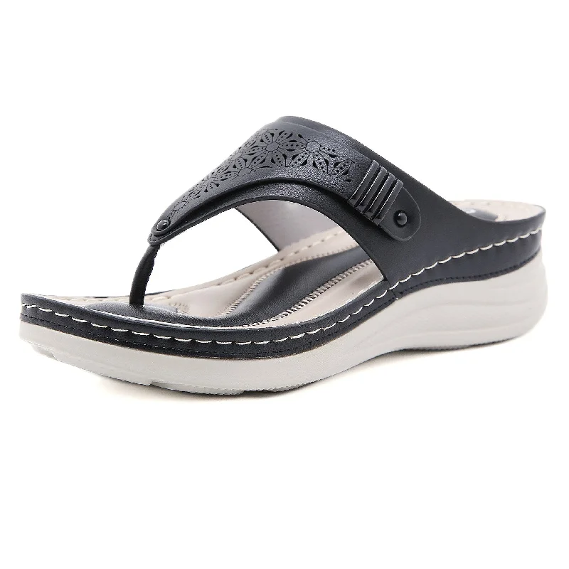 Ultra-Light Footwear Sale Women's Summer Black Leisure Style Solid Pattern Flat Flip-Flop Slippers Ultra-Light Footwear Sale Women's Summer Black Leisure Style Solid Pattern Flat Flip-Flop Slippers